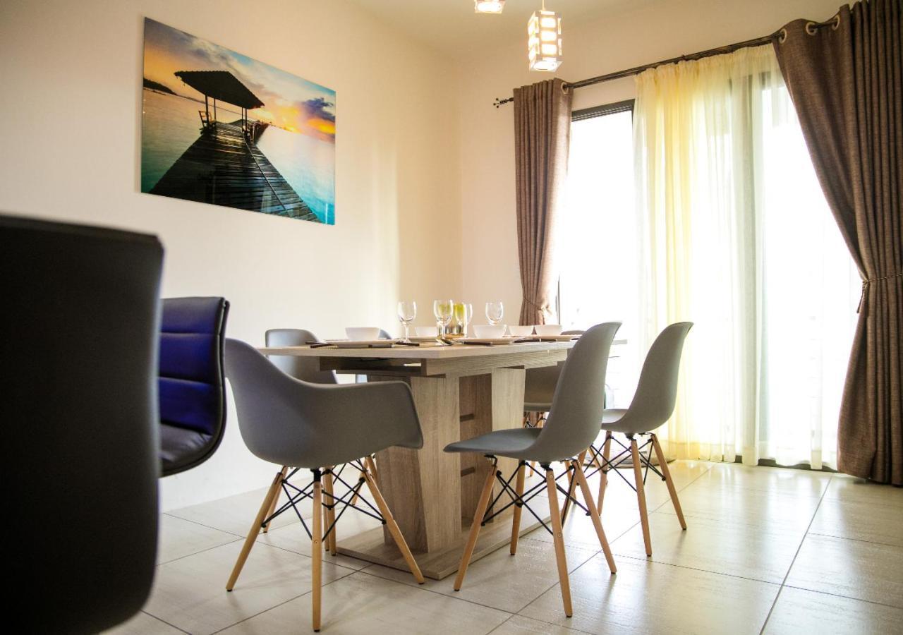 Luxury 2 Bedroom Apartment With Pool - Close To Flic-En-Flac Beach Extérieur photo