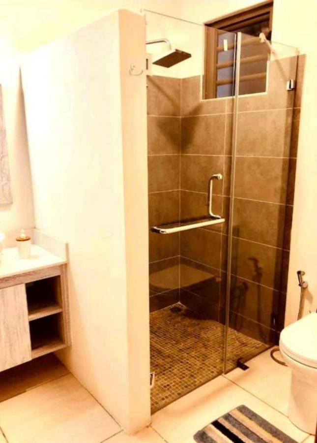 Luxury 2 Bedroom Apartment With Pool - Close To Flic-En-Flac Beach Extérieur photo