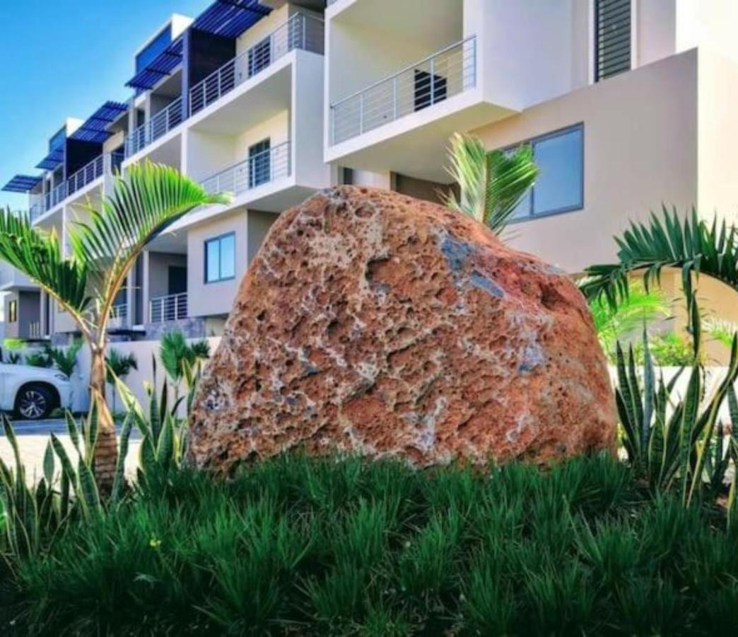 Luxury 2 Bedroom Apartment With Pool - Close To Flic-En-Flac Beach Extérieur photo